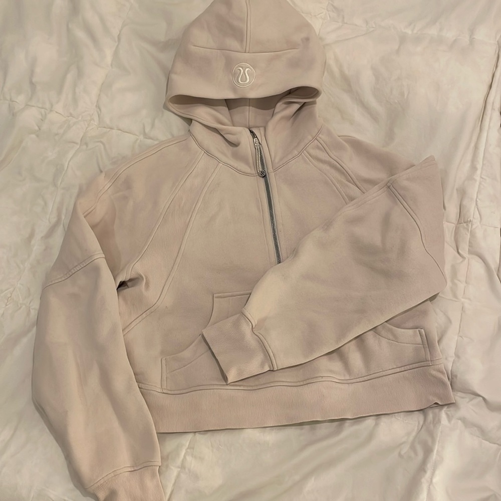 Lululemon Scuba
